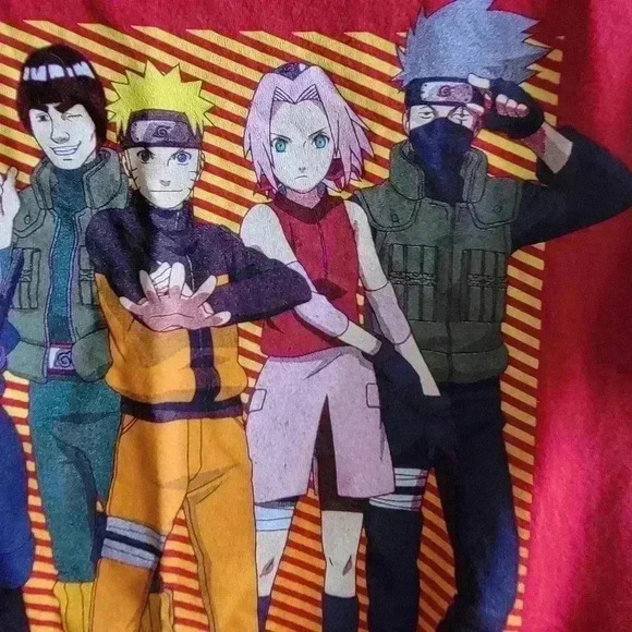 Naruto Shippuden 2002 Boys T-Shirt M Group Fighting Scene Red Short Sleeve - Picture 5 of 9